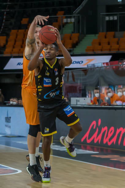 回顾此前的 回顾此前的